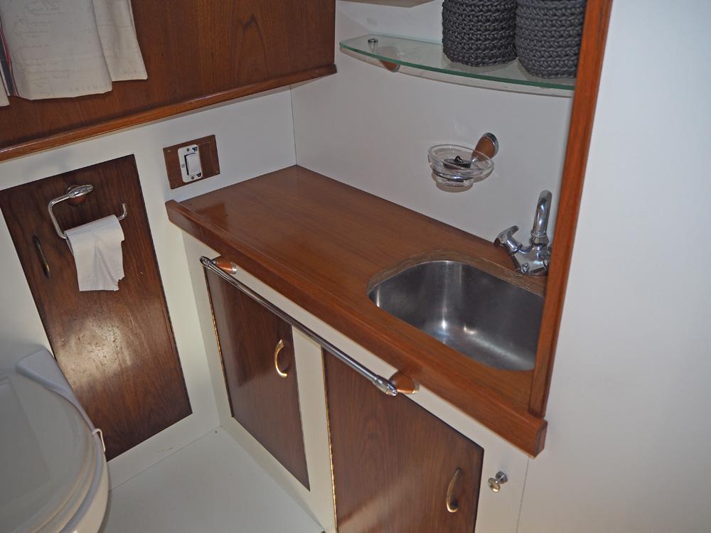 Salon, H&eacute;bergements